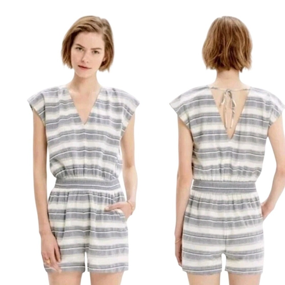 A.N.A Blue White Stripe Smocked Waist Short Romper Jumpsuit Women's‎ L